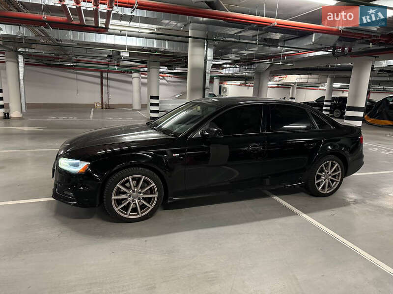 Седан Audi A4 2015 в Киеве