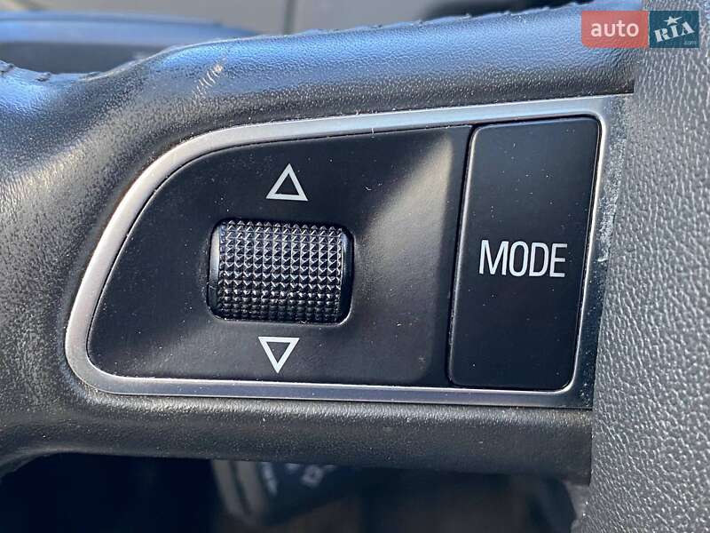 Седан Audi A4 2011 в Києві
