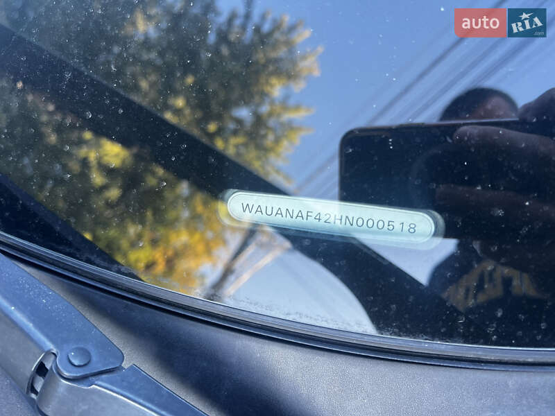 Седан Audi A4 2015 в Вышгороде