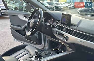 Седан Audi A4 2018 в 