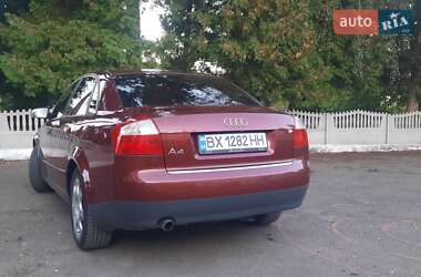 Седан Audi A4 2001 в 