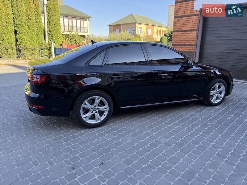 Седан Audi A4 2018 в Тернополе