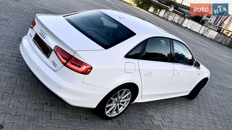 Седан Audi A4 2014 в Нововолынске