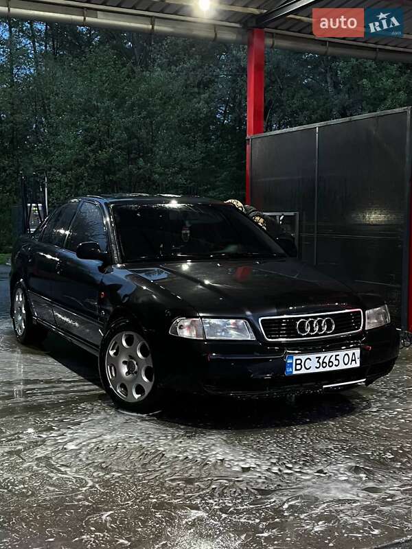 Седан Audi A4 1995 в Дрогобыче фото 2 Седан Audi A4 1995 в Дрогобыче