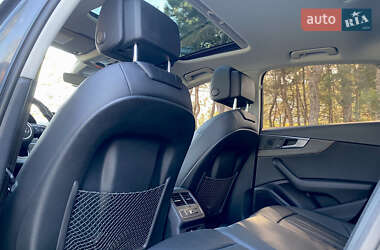 Седан Audi A4 2018 в 