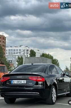 Седан Audi A4 2012 в 