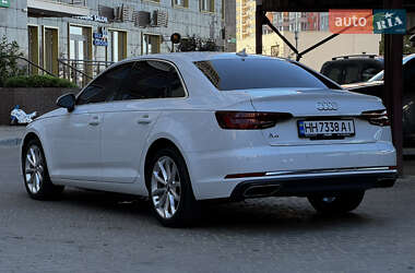 Седан Audi A4 2019 в 