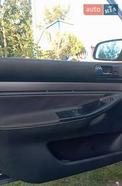 Седан Audi A4 1999 в 