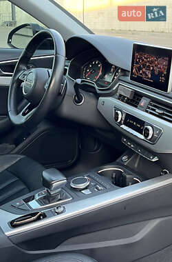 Седан Audi A4 2016 в 