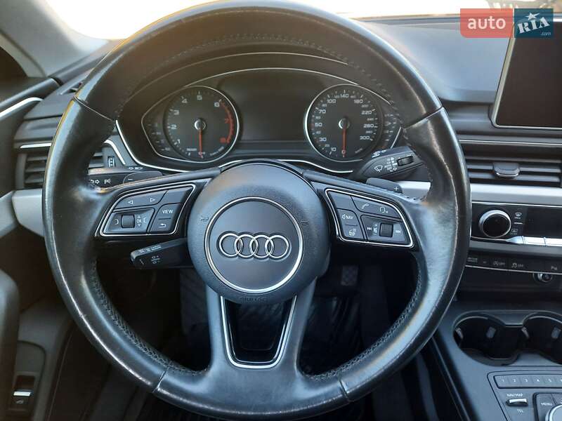 Седан Audi A4 2016 в Києві
