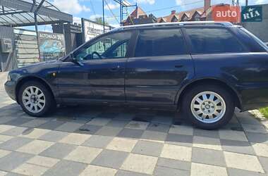 Універсал Audi A4 1998 в 