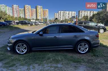 Седан Audi A4 2018 в 