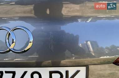 Седан Audi A4 2018 в 