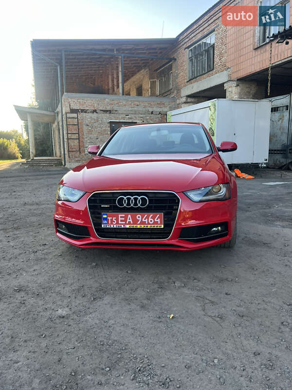 Седан Audi A4 2015 в Дубно