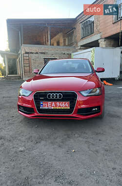 Седан Audi A4 2015 в 
