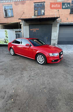 Седан Audi A4 2015 в 