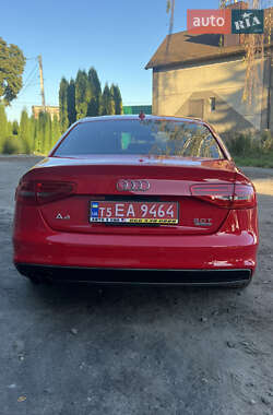 Седан Audi A4 2015 в 