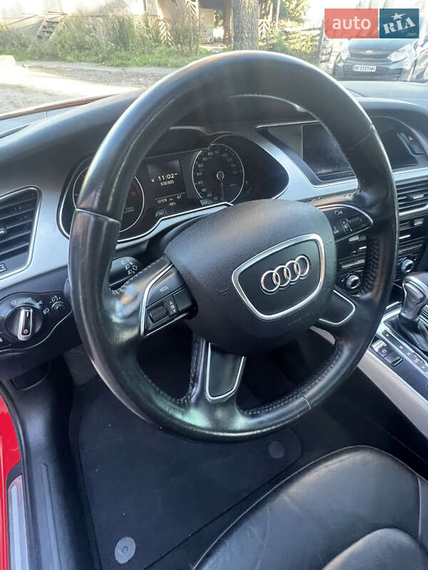 Седан Audi A4 2015 в Дубно