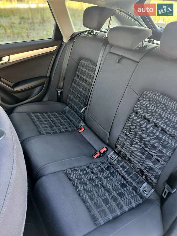 Универсал Audi A4 2013 в Самборе