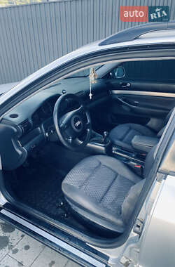 Универсал Audi A4 1999 в 
