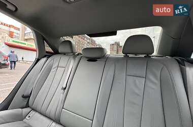 Седан Audi A4 2016 в 