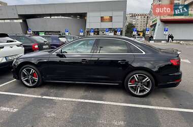 Седан Audi A4 2016 в 