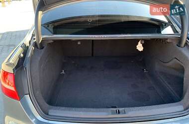 Седан Audi A4 2014 в 