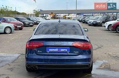 Седан Audi A4 2014 в 