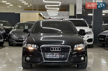 Седан Audi A4 2011 в 