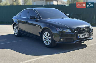 Седан Audi A4 2010 в 
