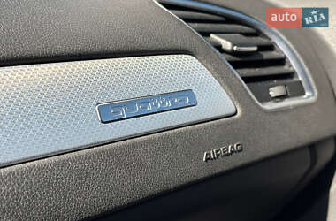 Седан Audi A4 2010 в 