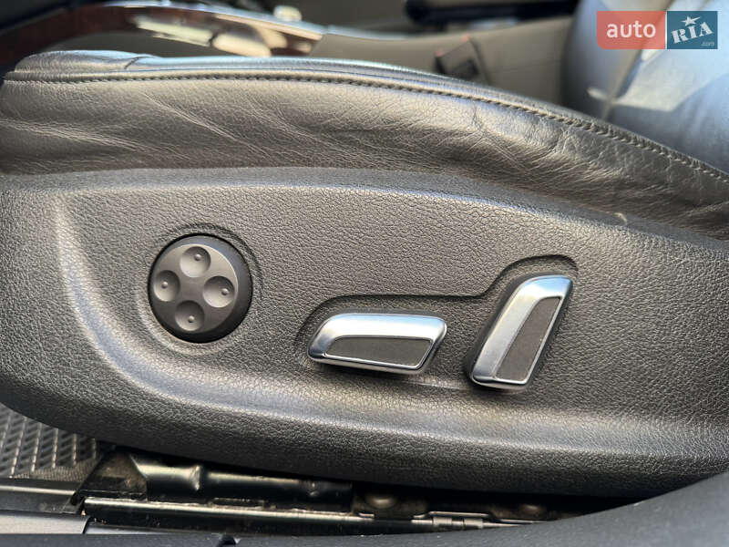 Универсал Audi A4 2013 в Киеве