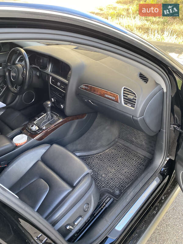 Универсал Audi A4 2013 в Харькове