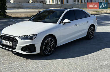 Седан Audi A4 2019 в 