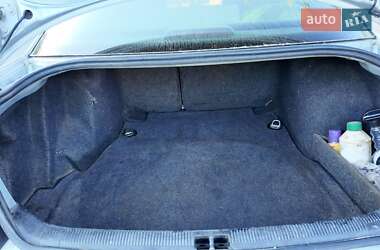 Седан Audi A4 1998 в 