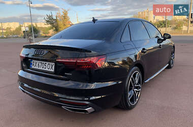 Седан Audi A4 2023 в 