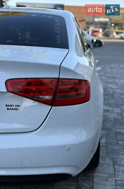 Седан Audi A4 2014 в 