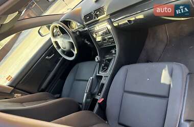 Седан Audi A4 2002 в 
