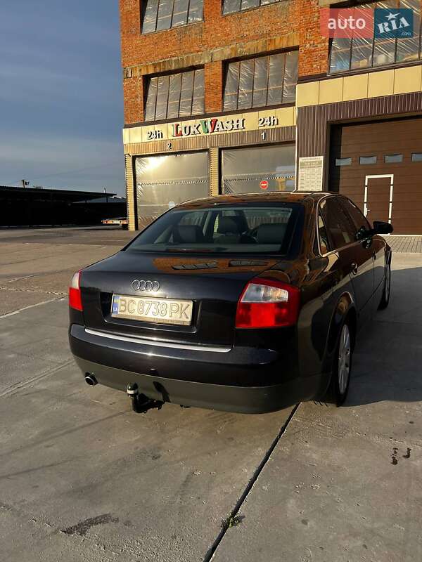 Седан Audi A4 2002 в Львове