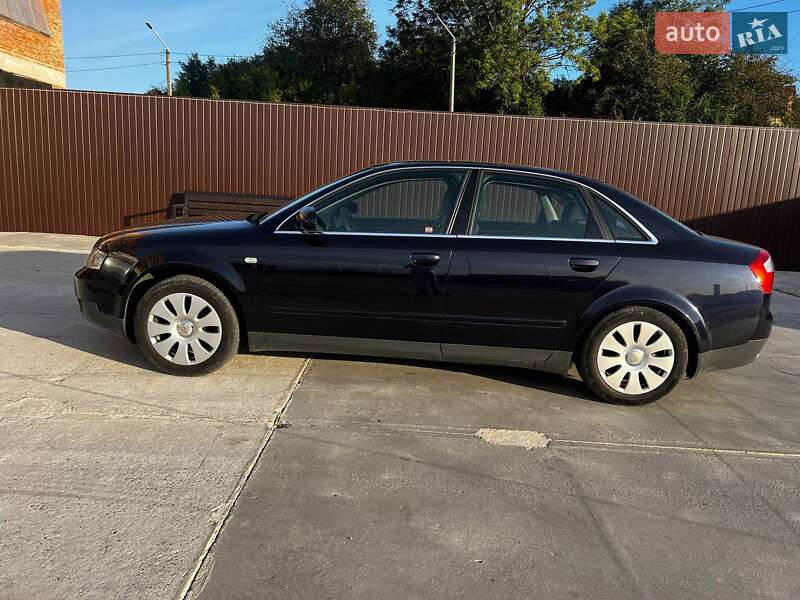 Седан Audi A4 2002 в Львове