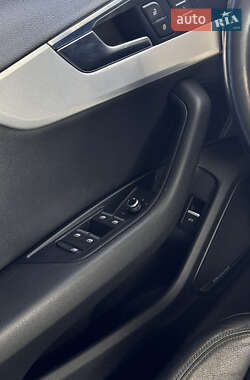 Седан Audi A4 2015 в 