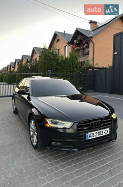 Седан Audi A4 2012 в 