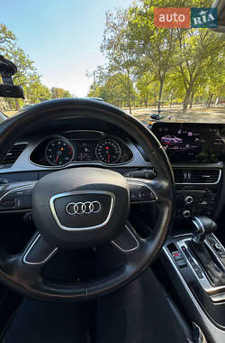 Седан Audi A4 2013 в 