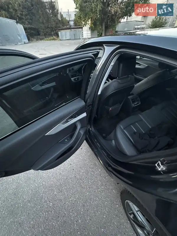 Audi A4 2016 VIN WAUENAF42HN007132 фото оголошення 20 з 77