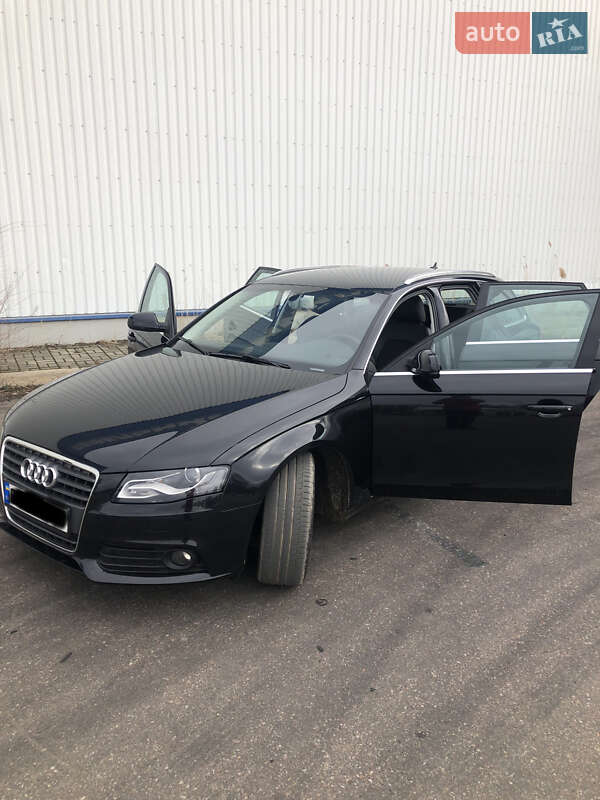 Универсал Audi A4 2010 в Николаеве