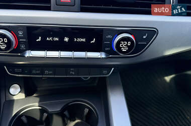 Седан Audi A4 2018 в 