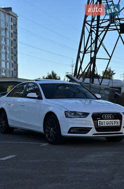 Седан Audi A4 2012 в 