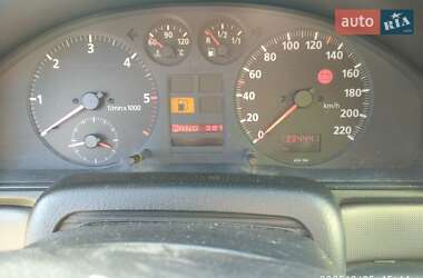 Седан Audi A4 1997 в 
