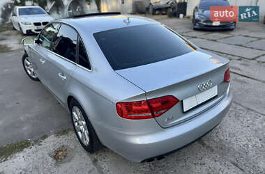Седан Audi A4 2011 в 