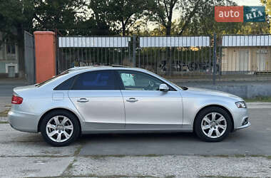 Седан Audi A4 2011 в 